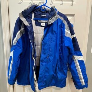 Columbia large winter coat with removable hood